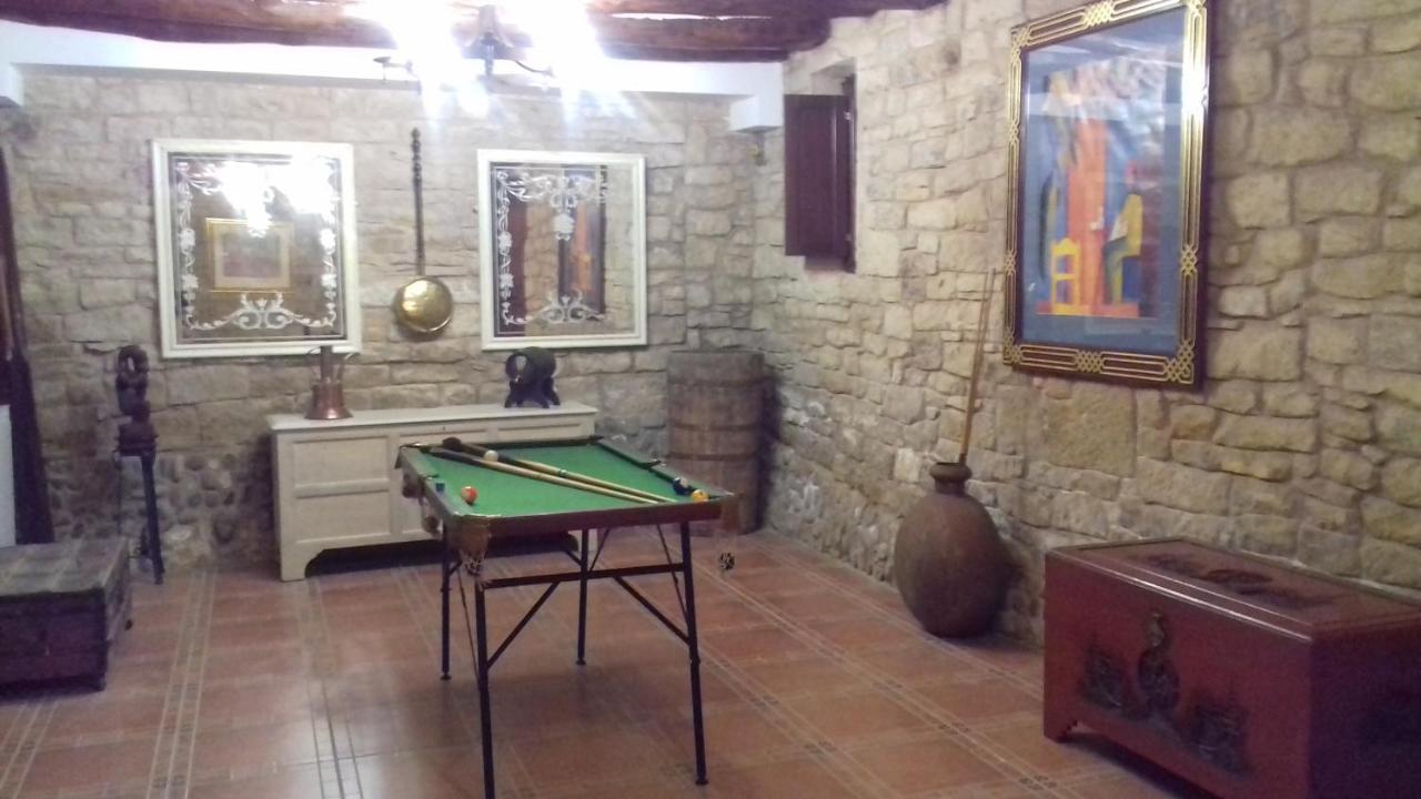 Bed and Breakfast Casa Amparo San Martín de Unx Esterno foto